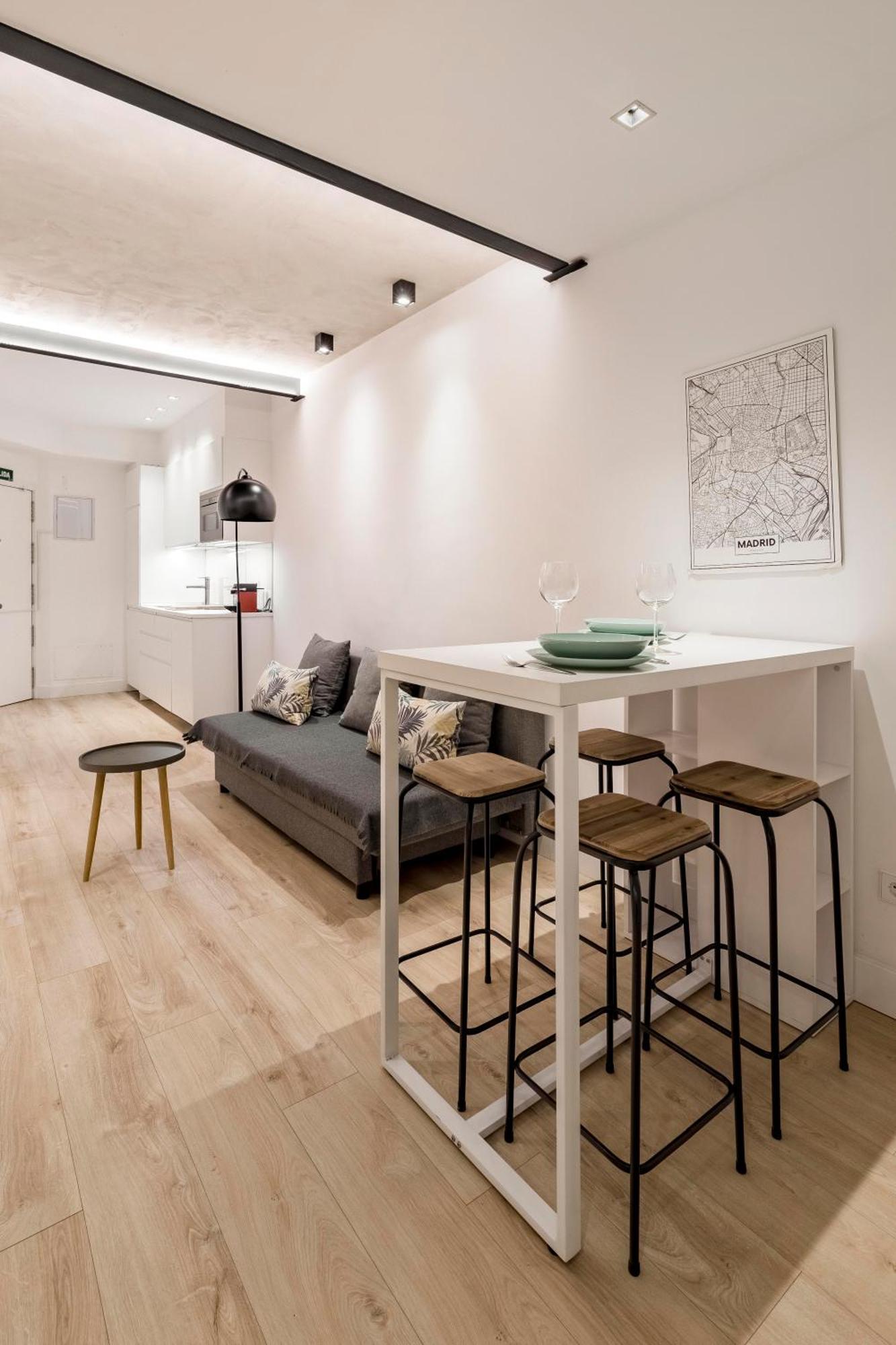 Charming Malasana Vibes - Alquileres Apartment Madrid